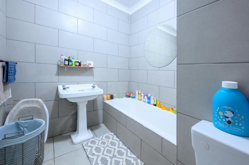 4 Bedroom Property for Sale in Van Der Hoff Park North West